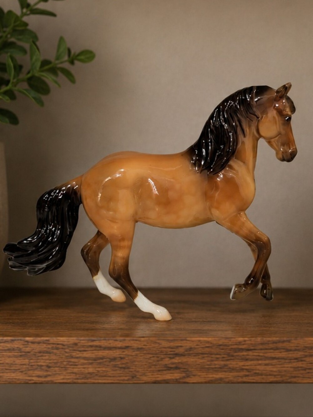 Breyer "Shelburne" model, released as part of the 2022 Stablemates Club